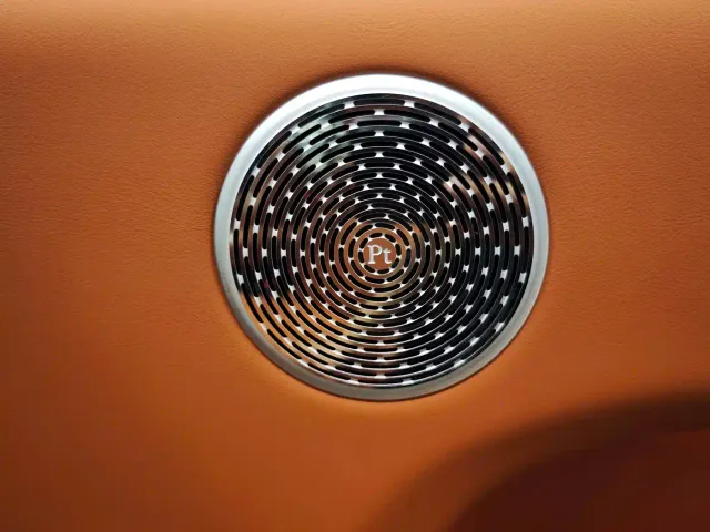 Li Auto L6 — Фото автомобиля 6