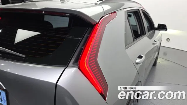 Kia Niro New — Фото автомобиля 8