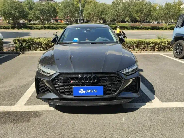 Audi A7L — Фото автомобиля 2