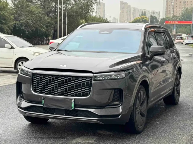 Li Auto ONE — Фото автомобиля 3