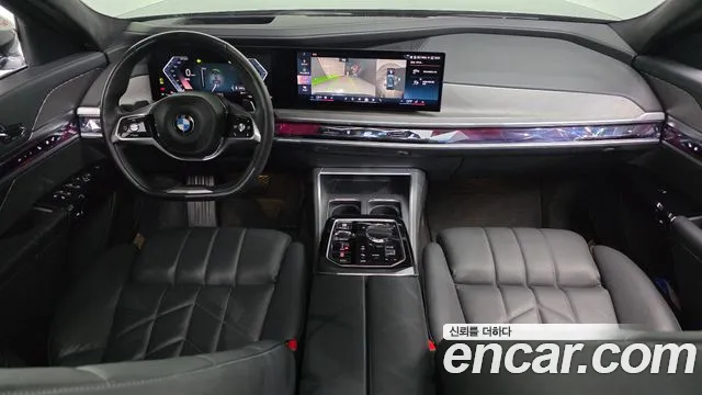 BMW 7-Series — Фото автомобиля 7