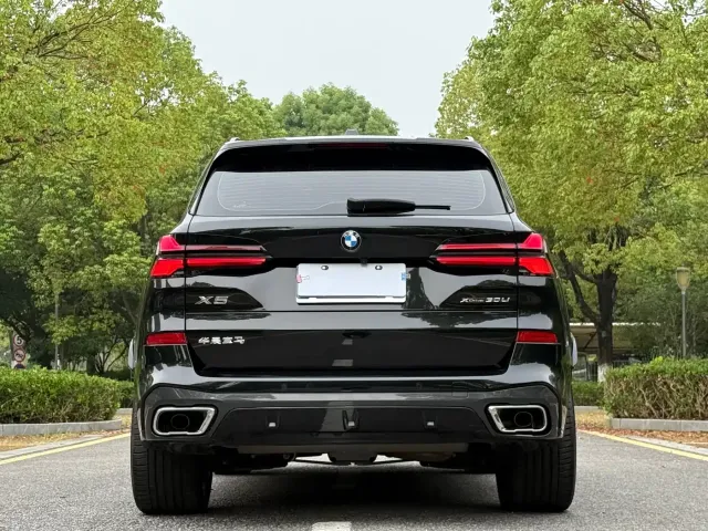 BMW X5 — Фото автомобиля 5