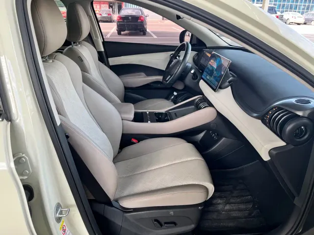 BYD Yuan PLUS — Фото автомобиля 7