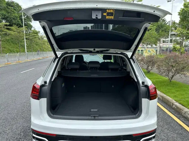 Volkswagen Tayron GTE Plug-in Hybrid — Фото автомобиля 17