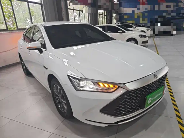 BYD Qin PLUS — Фото автомобиля 3
