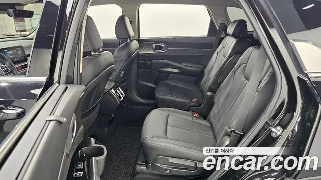 Kia Sorento Новый Sorento 4 поколение Бензин 2.5T 4WD — Фото автомобиля 12