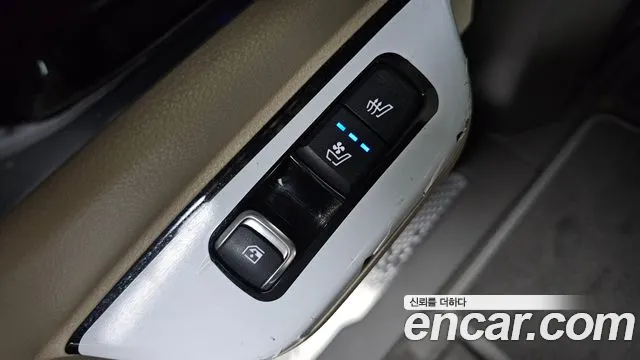 Kia Canival Carnival 4 поколение Бензин 9 мест Hi-Limousine — Фото автомобиля 19