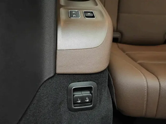 Mercedes-Benz GLS-Class — Фото автомобиля 20