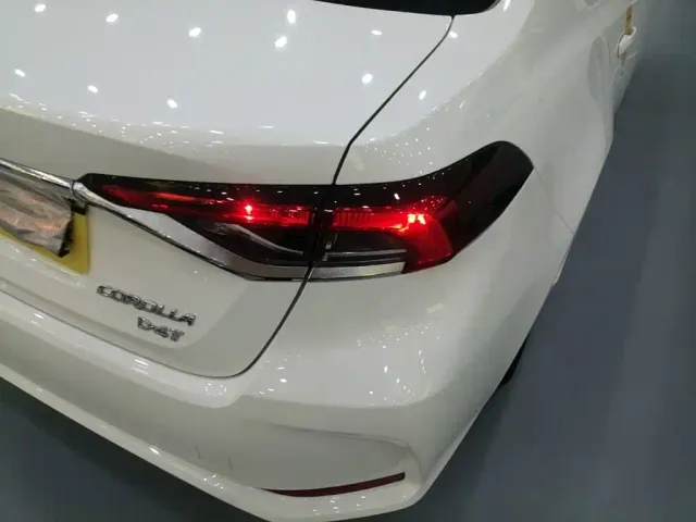 Toyota Corolla — Фото автомобиля 7