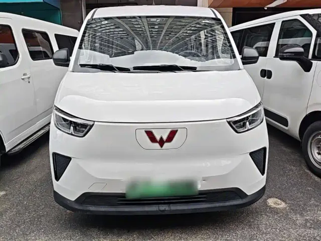 Wuling Yangguang — Фото автомобиля 2