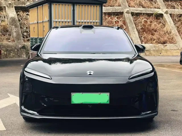 Nio ET5 Touring — Фото автомобиля 2
