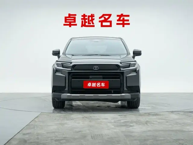 Toyota RAV4 — Фото автомобиля 6