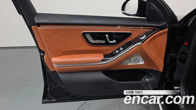 Mercedes-Benz S-Class S-класс W223 — Фото автомобиля 17
