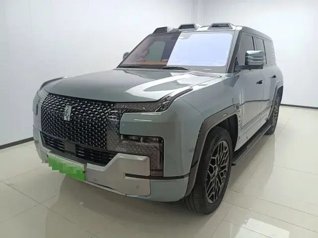 Фотография автомобиля — BYD U8