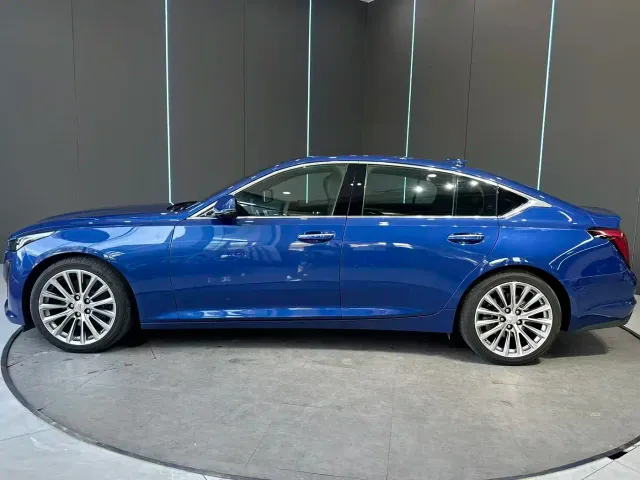 Cadillac CT5 — Фото автомобиля 4