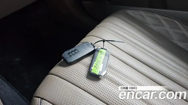 Kia K8 K8 Hybrid — Фото автомобиля 14
