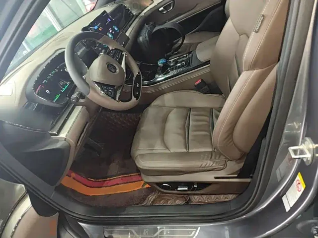 BYD Han — Фото автомобиля 14