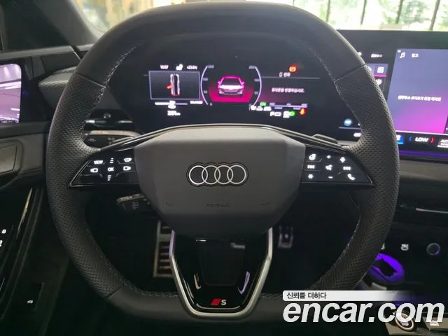 Audi A6 e-Tron — Фото автомобиля 12