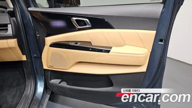 Kia Canival Carnival 4 поколение Бензин 9 мест Signature — Фото автомобиля 24