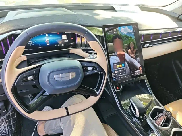 Geely Boyue L — Фото автомобиля 9