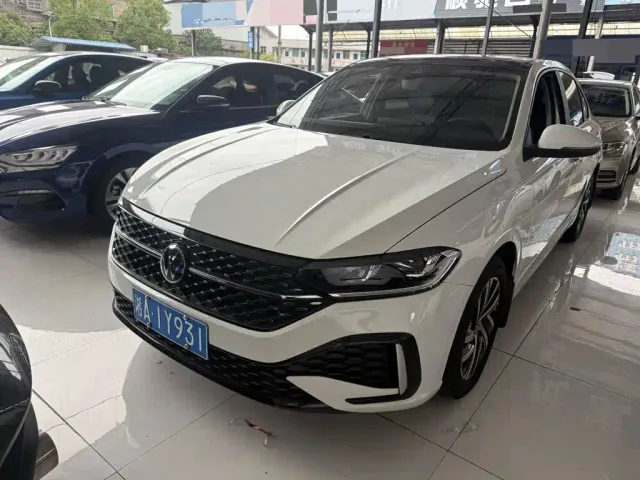 Фотография автомобиля — Volkswagen Lavida