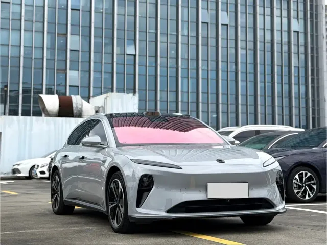 Nio ET5 Touring — Фото автомобиля 3