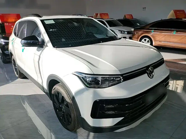 Volkswagen Tharu — Фото автомобиля 3