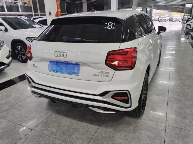 Audi Q2L — Фото автомобиля 6