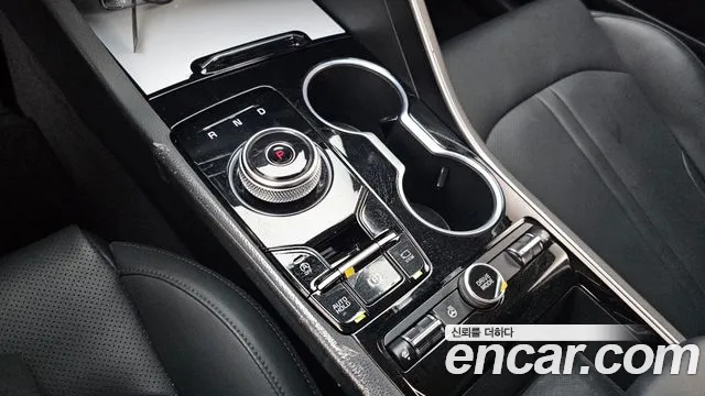 Kia K5 Generation 3 — Фото автомобиля 12