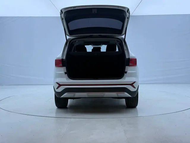 Jetta VS7 — Фото автомобиля 8