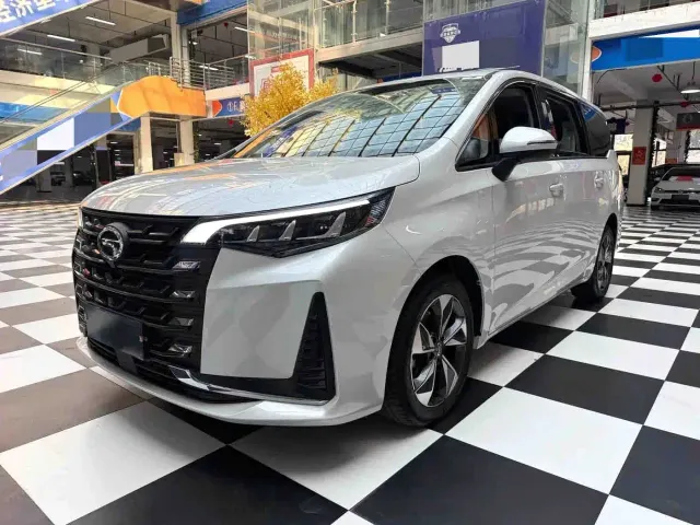Фотография автомобиля — GAC Trumpchi M6