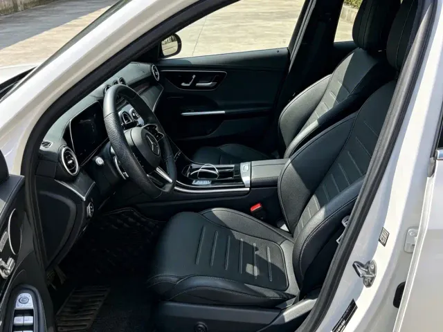 Mercedes-Benz C-Class — Фото автомобиля 9