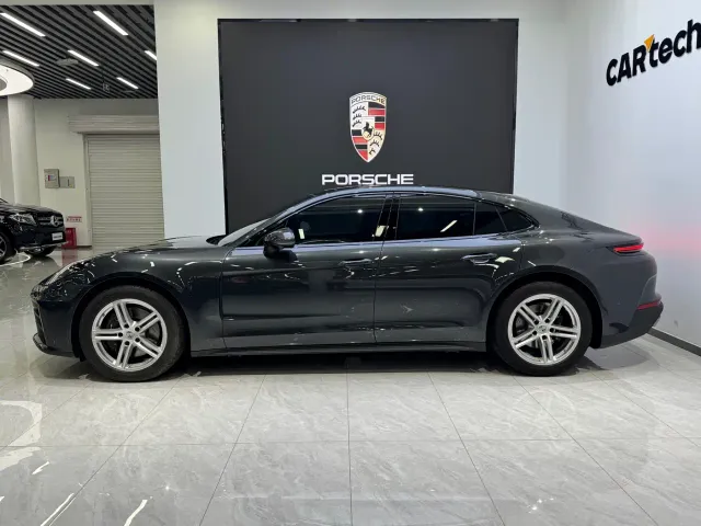 Porsche Panamera — Фото автомобиля 7