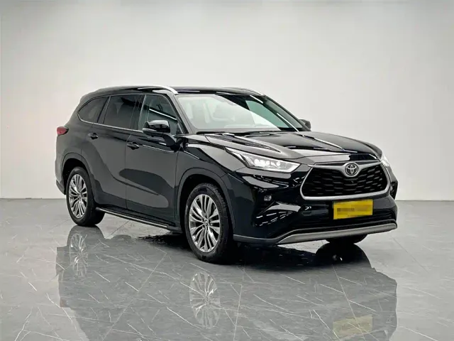 Toyota Highlander — Фото автомобиля 8