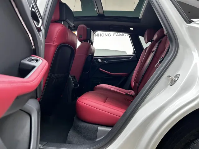 Porsche Macan — Фото автомобиля 14