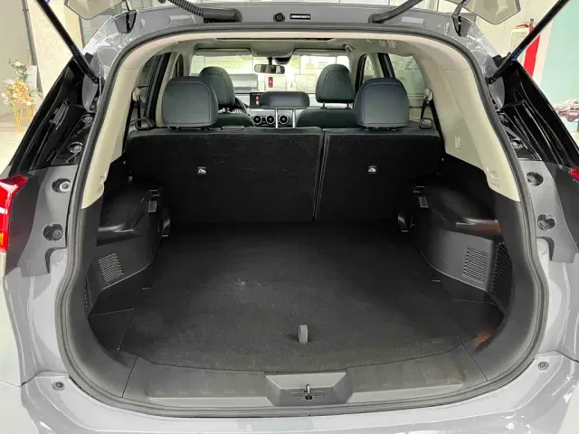 Nissan X-Trail — Фото автомобиля 23