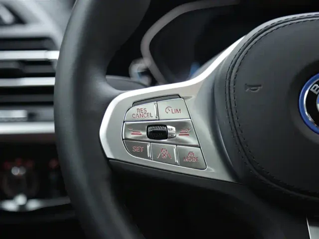 BMW iX3 — Фото автомобиля 15