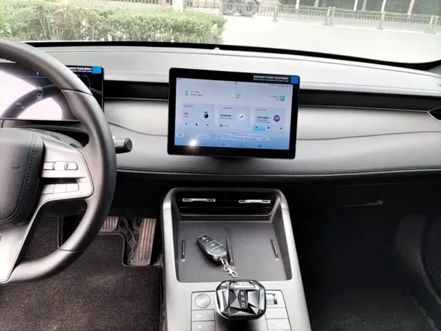 BYD Qin PLUS — Фото автомобиля 12