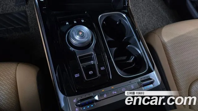 Kia Canival Carnival 4 поколение Дизель 9 мест Noblesse — Фото автомобиля 9