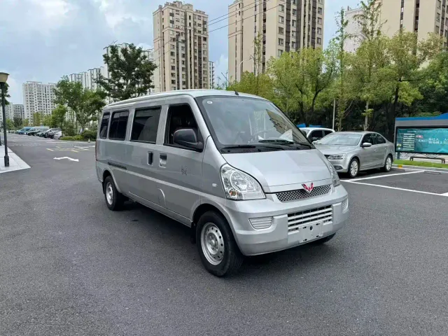 Wuling Rongguang EV — Фото автомобиля 3