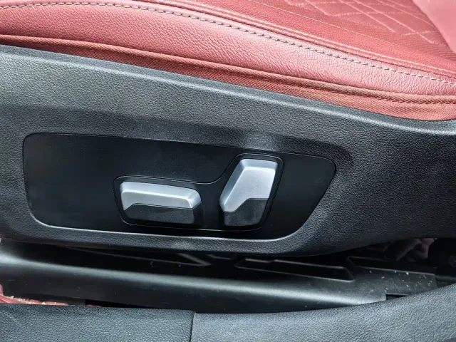BMW 3 Series — Фото автомобиля 12