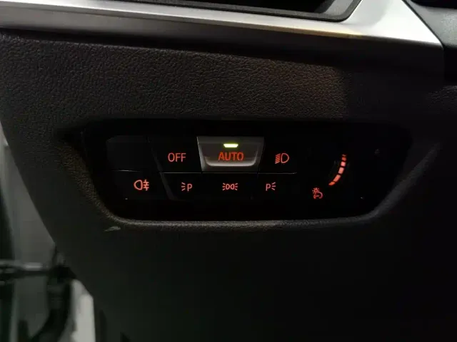 BMW 3 Series — Фото автомобиля 21