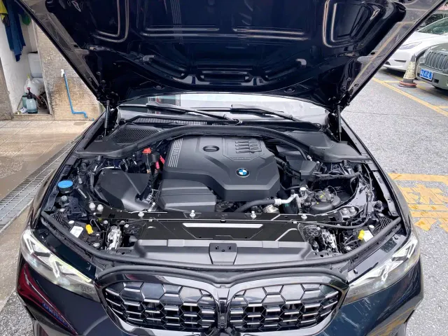BMW 3 Series — Фото автомобиля 9