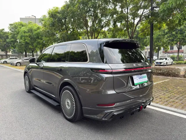 Li Auto L9 — Фото автомобиля 8
