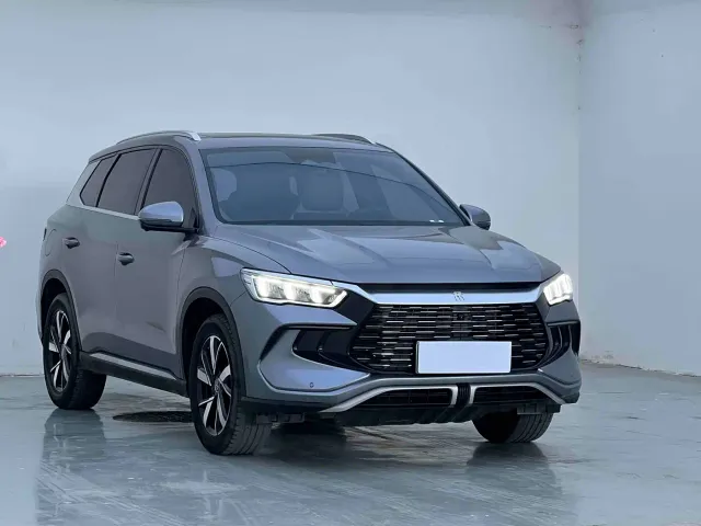 BYD Song Pro — Фото автомобиля 3