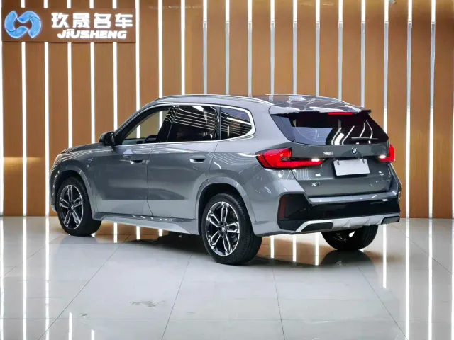 BMW X1 — Фото автомобиля 23