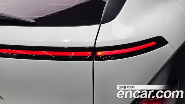 Hyundai Kona SX2 — Фото автомобиля 8