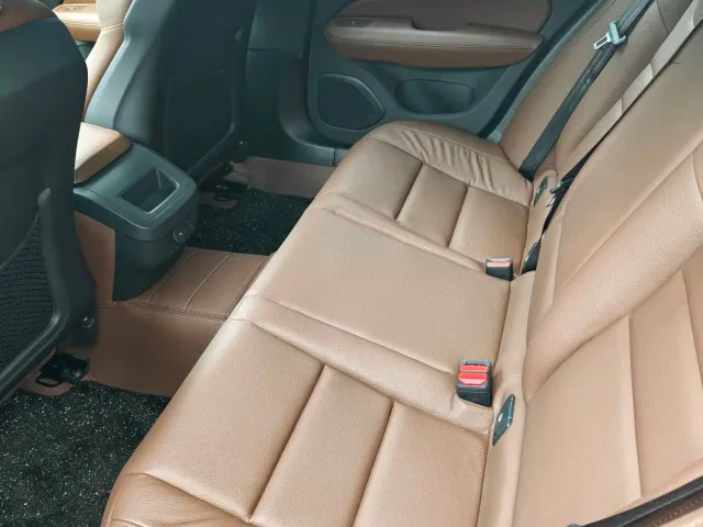 Volvo S60 — Фото автомобиля 7