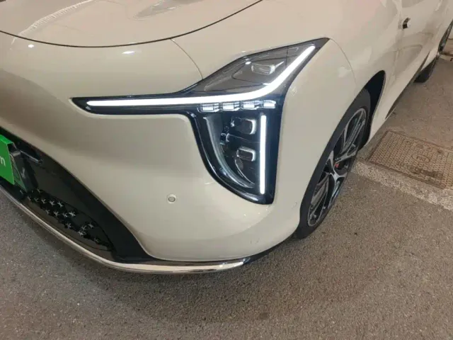 IM Motors LS6 — Фото автомобиля 23