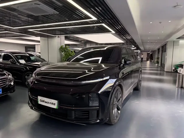 Фотография автомобиля — Li Auto L7